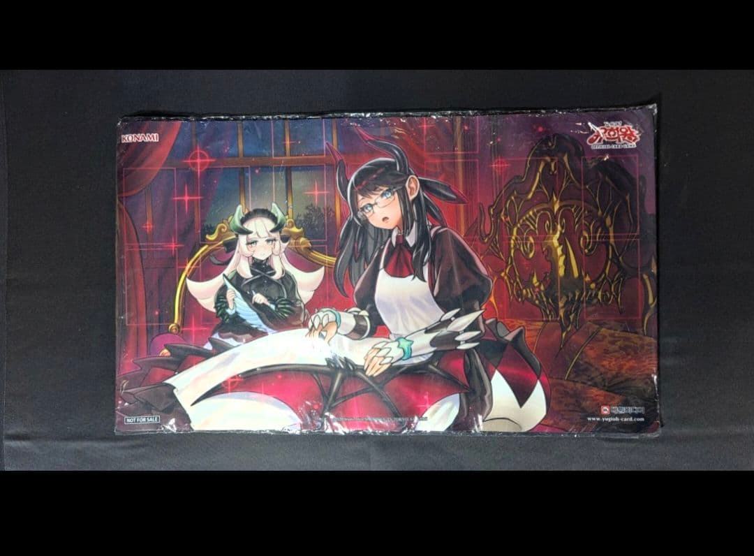 未開封 ドラゴンメイド・ハスキー プレイマット 遊戯王 公式品 韓国 絵違い
