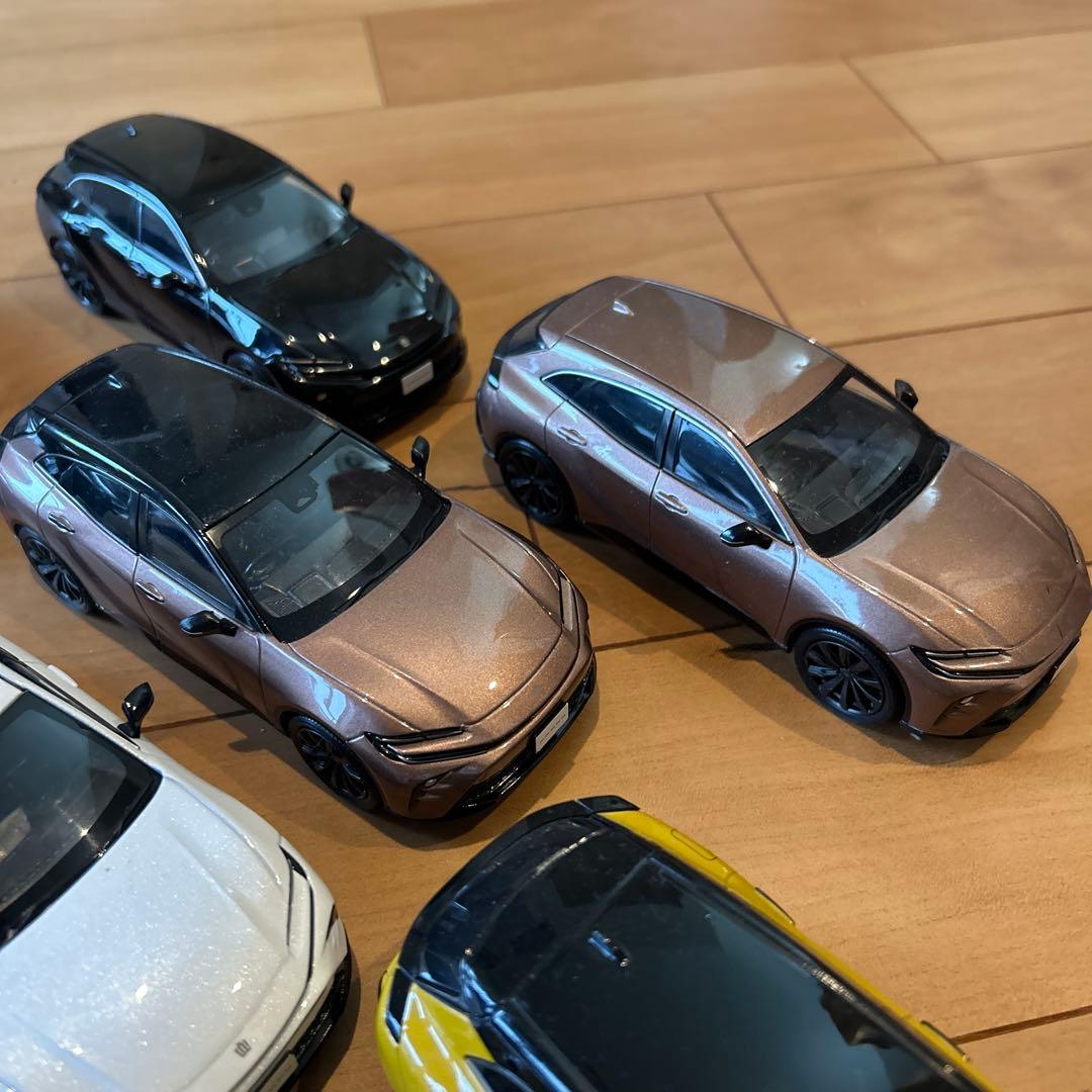 トヨタ クラウンスポーツ ミニカー セット