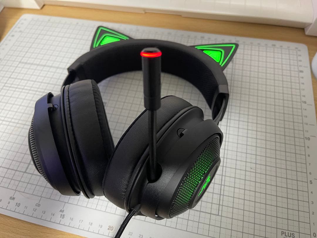 Razer Kraken Kitty ゲーミングヘッドセット　ネコミミ ネコミミヘッドセット - Razer Kraken Kitty シリーズ | Razer 日本