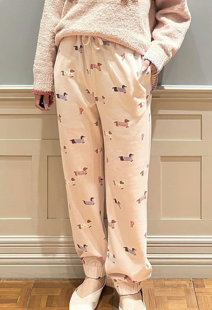 新品・未開封　ベビモコダックスフンドジャガードプルオーバー＆ロングパンツセット