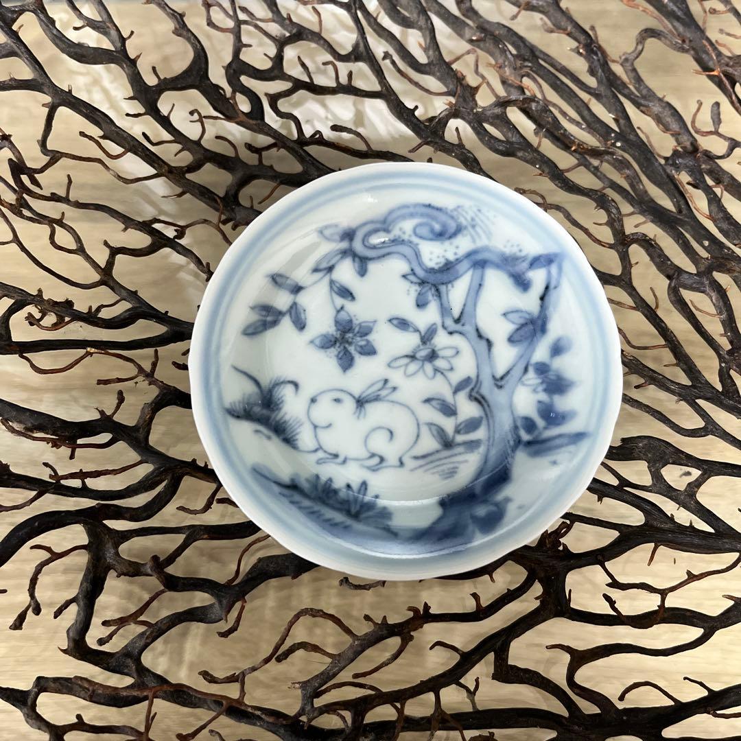 骨董　古伊万里　九谷　染付　角福　花木　丸兎　兎図案　波フチ　豆皿　手塩皿１客