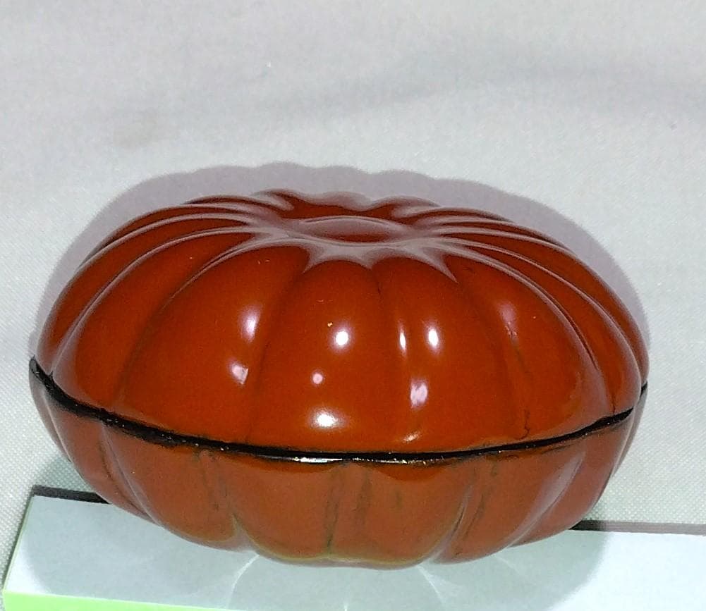 茶道具　輪島塗香合　菊割香合　塗師良春作　溜塗菊割香合　美品！！