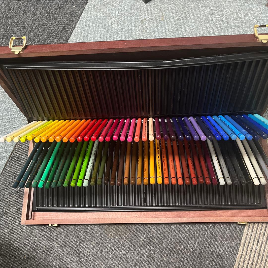 ファーバーカステル　ポリクロモス　80色木箱入り