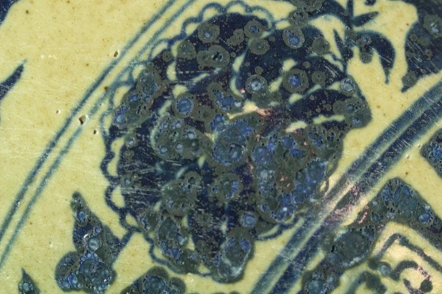 中国美術 青華 纏枝霊芝雲龍紋 獣耳罐 瓶(K-MB253)