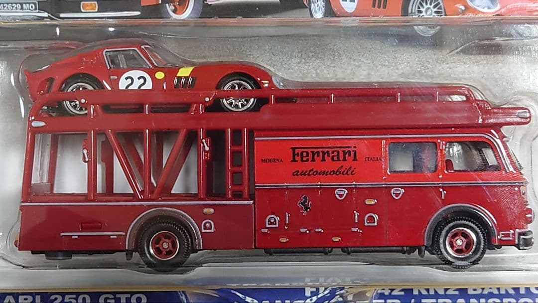 ホットウィールトランポAE86スプリンタートレノ＆フェラーリ250GTOセット