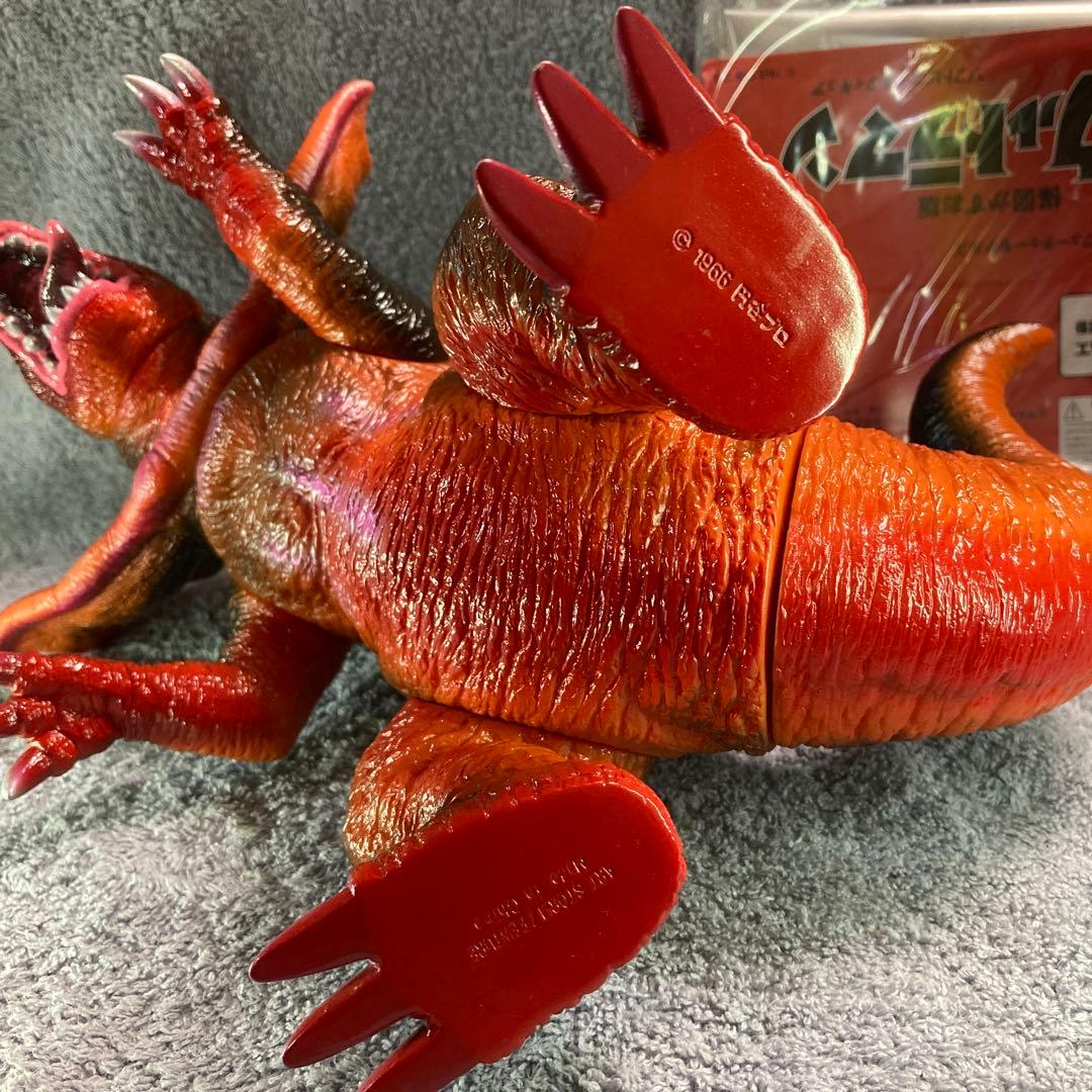 b*l様 フューチャーモデルズ　楳図かずお　彩色指定バージョン　ジラース