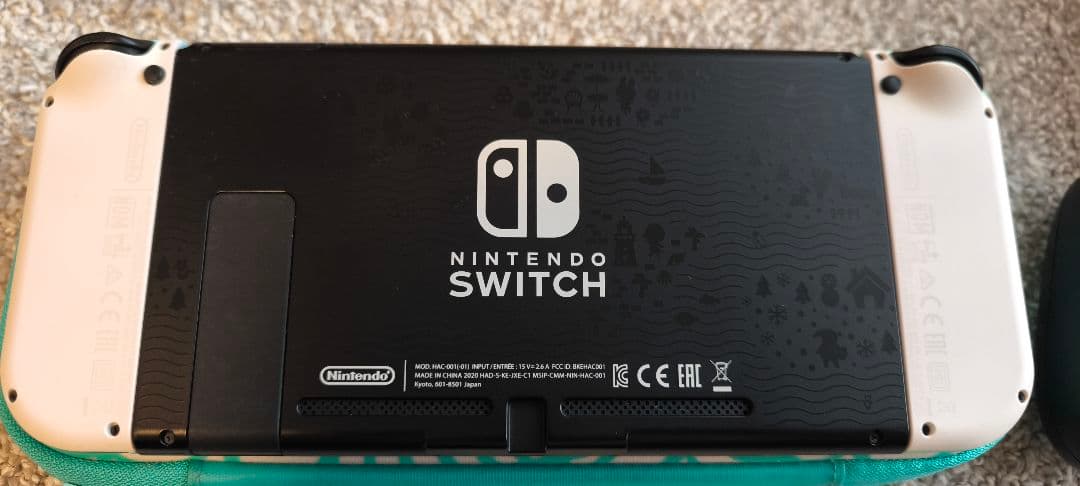 【美品】 Nintendo Switch 本体 あつまれ どうぶつの森 版