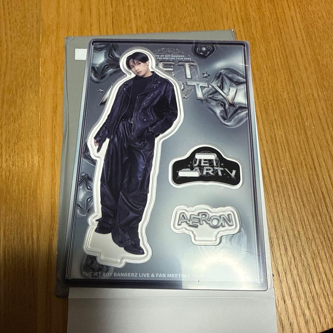 エイロン アクリルスタンド - メルカリ