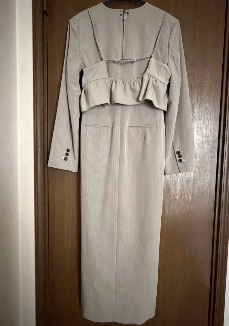 スーツ・フォーマル・ドレス pinstripe tailored bustier dress