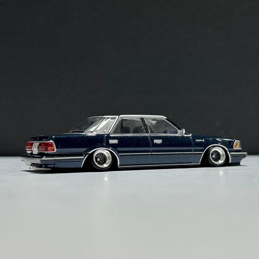 1/64トミカリミテッドヴィンテージネオ　クラウン改