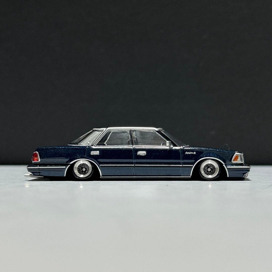 1/64トミカリミテッドヴィンテージネオ　クラウン改