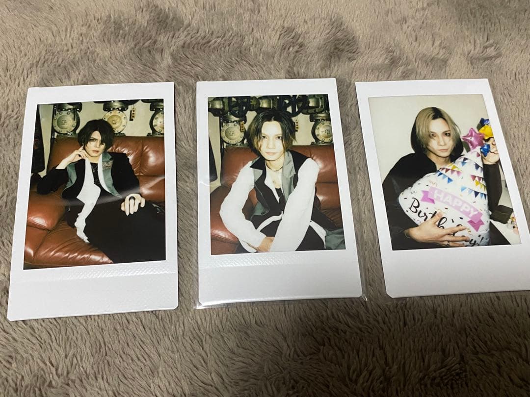 vistlip チェキ 智 瑠伊 - メルカリ