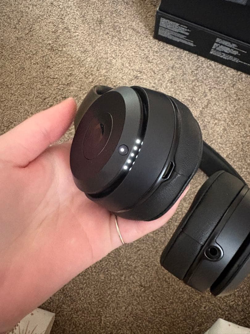 ころすけ様専用 ブルートゥースヘッドホン Beats Solo3 マットブラック