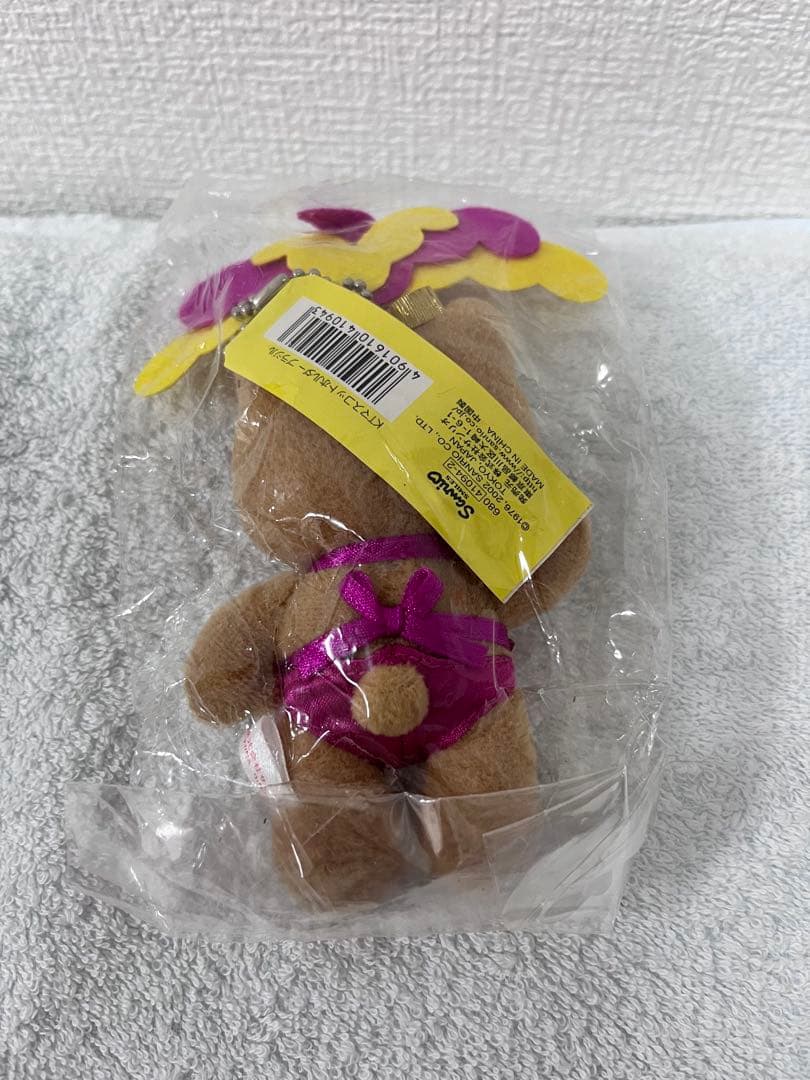 激レア　ハローキティ　マスコットホルダー　ブラジル　新品未開封　限定