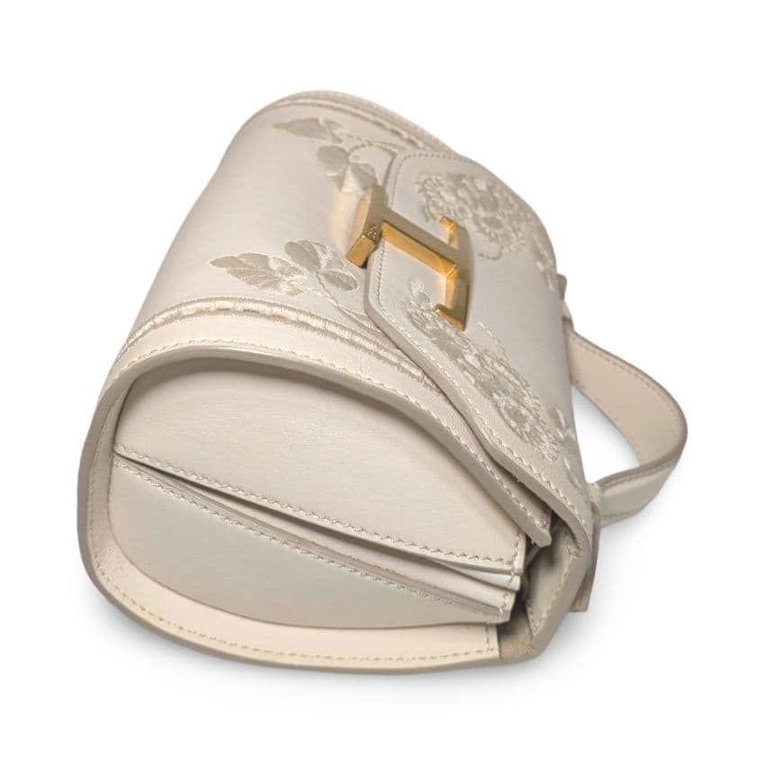 【極美品】TOD'Sトッズ Tタイムレス　アイボリー レザー ショルダーバッグ