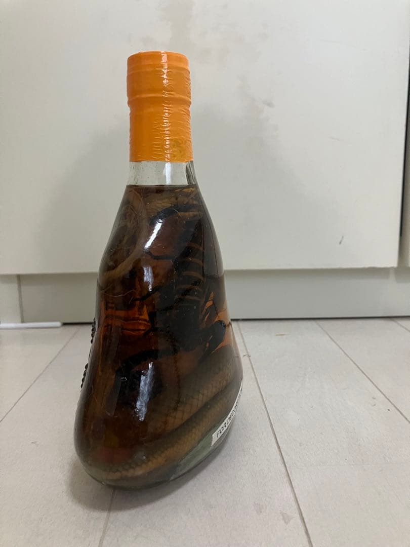コブラ酒 サソリ酒 サソリとコブラのお酒 - メルカリ
