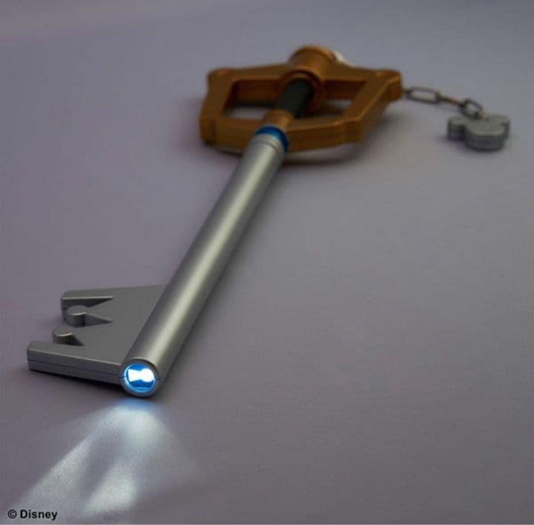 新品 KINGDOM HEARTS ライトアップキーブレード Ver. 2