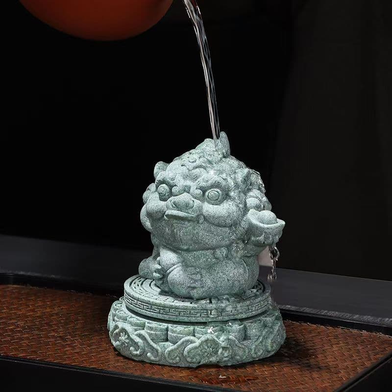 獅子の形の緑色香炉 古青手九谷焼 緑釉獅子付香炉 高