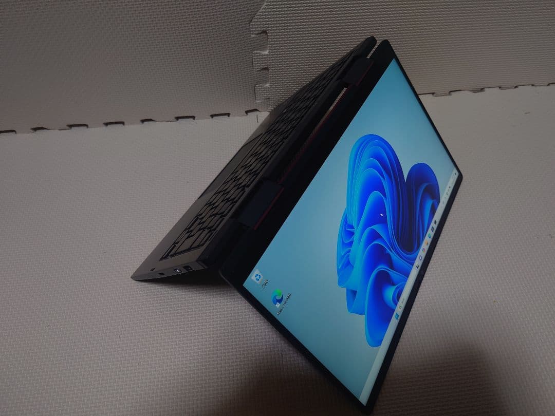 東芝Dynabook V8/i7-1165G7/16G/512G/国産2in1 東芝Dynabook Core VZ