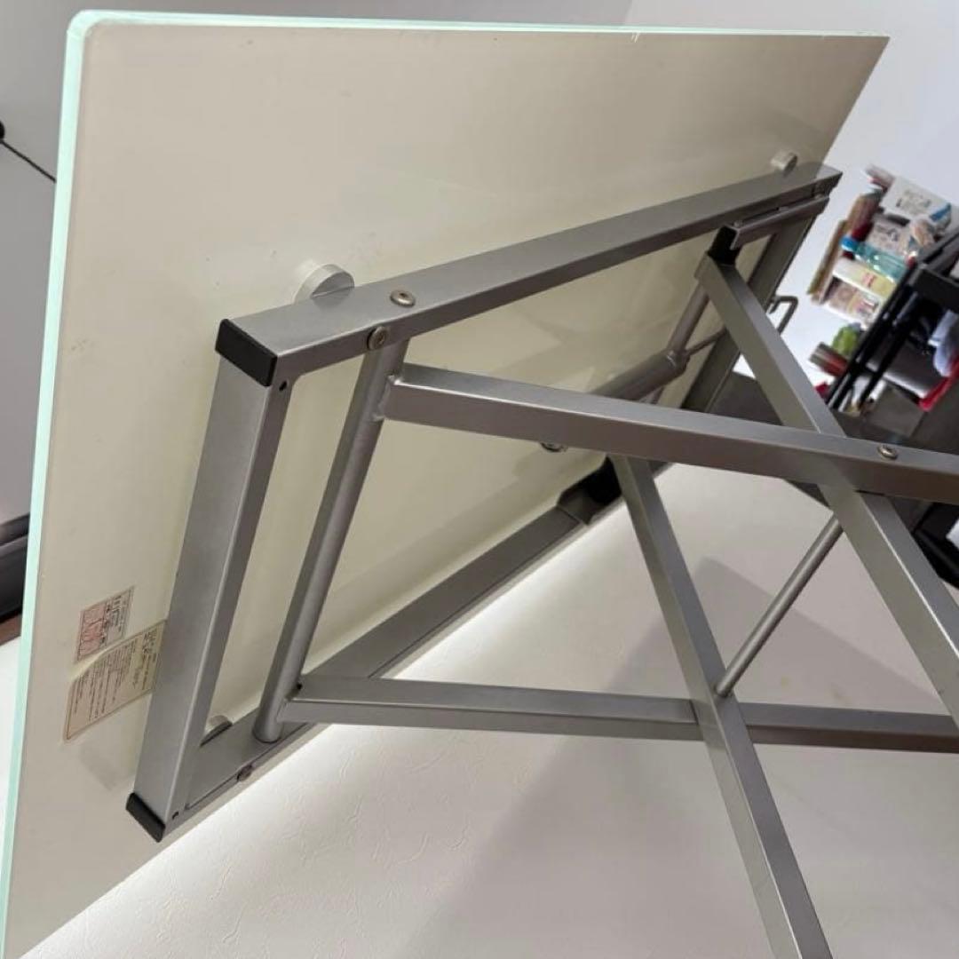 昇降式ガラスダイニングテーブル