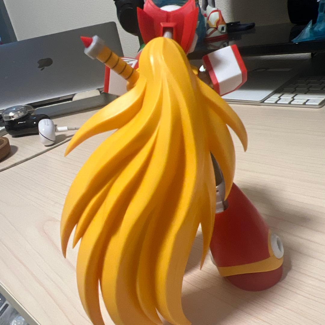 【組立済】コトブキヤ ロックマンX ゼロ プラモデル フィギュア　ZERO