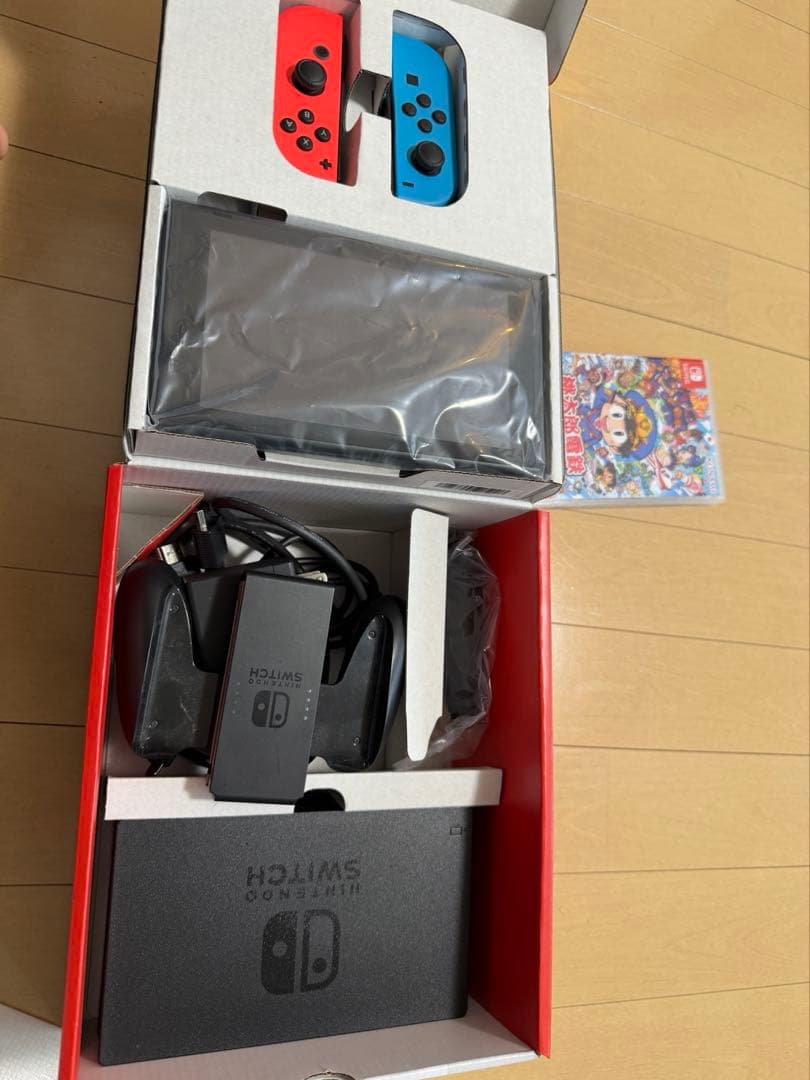 【美品】Nintendo Switch 本体+桃鉄ワールドセット