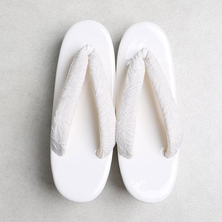 【新品】振袖用 草履バッグセット　ジャガード織り　白　草履24cm