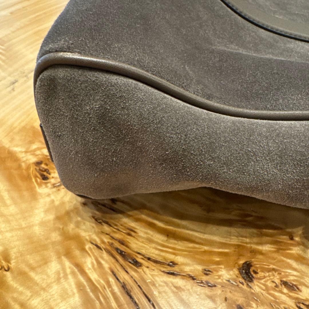 トムフォードグレー スエード ビジネスバッグ