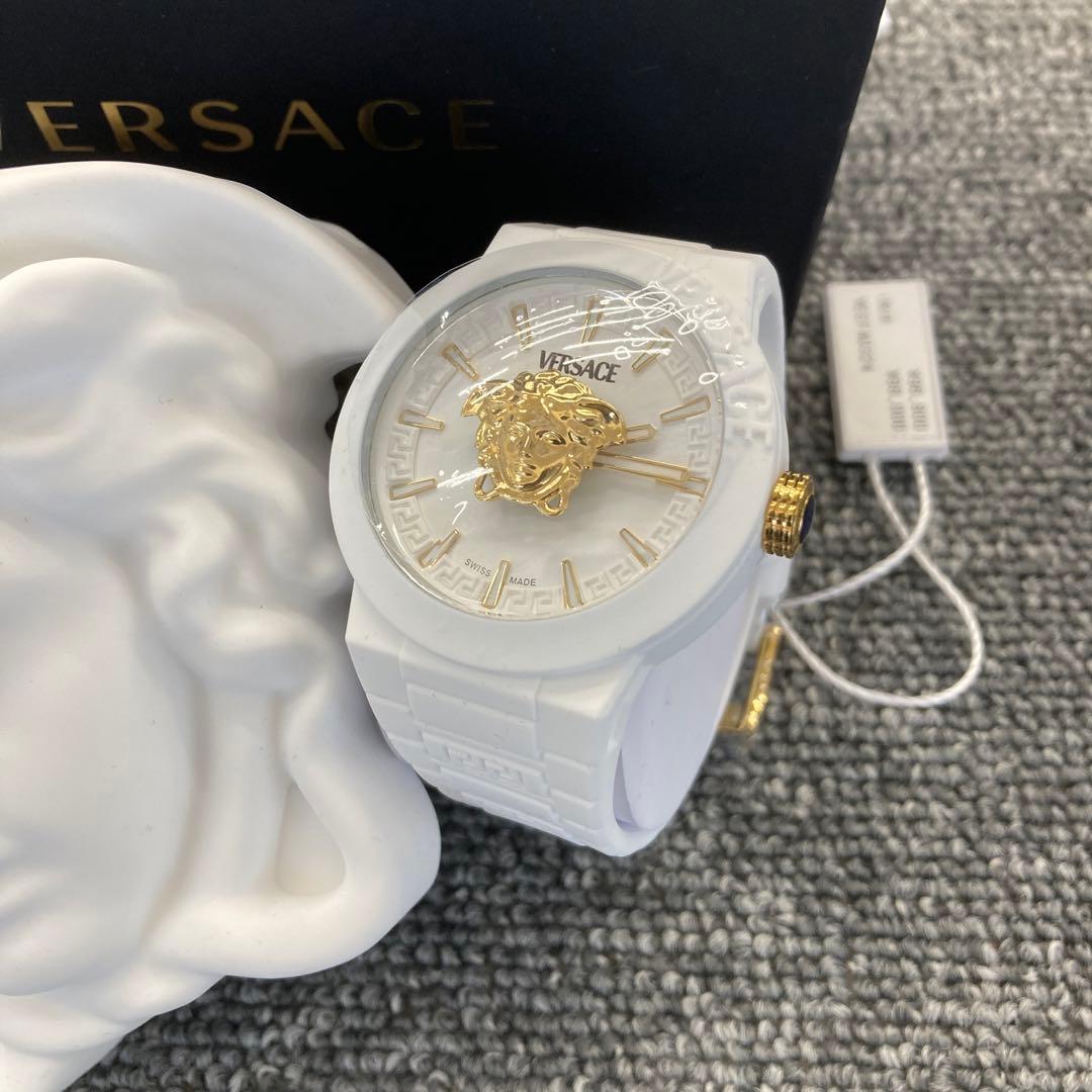 フォロー割　VERSACE ヴェルサーチ ラバーベルトウォッチ 未使用品