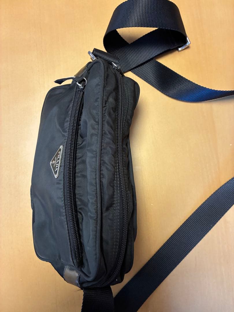 訳あり　PRADA ショルダーバッグ