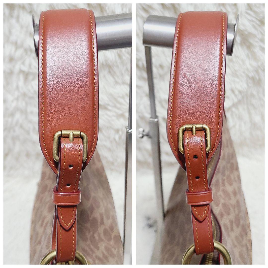 コーチ　ハンドバッグ　サットン　ホーボー　シグネチャー　PVC　レザー