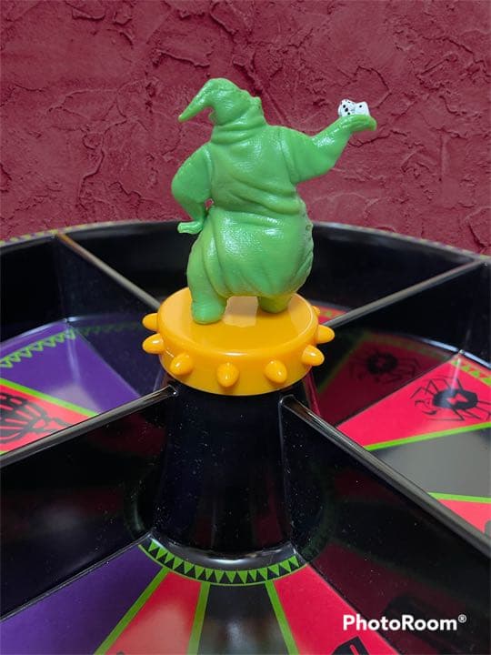 ナイトメアビフォアクリスマス　ブギー　ルーレット　皿　ハロウィン　ヴィランズ