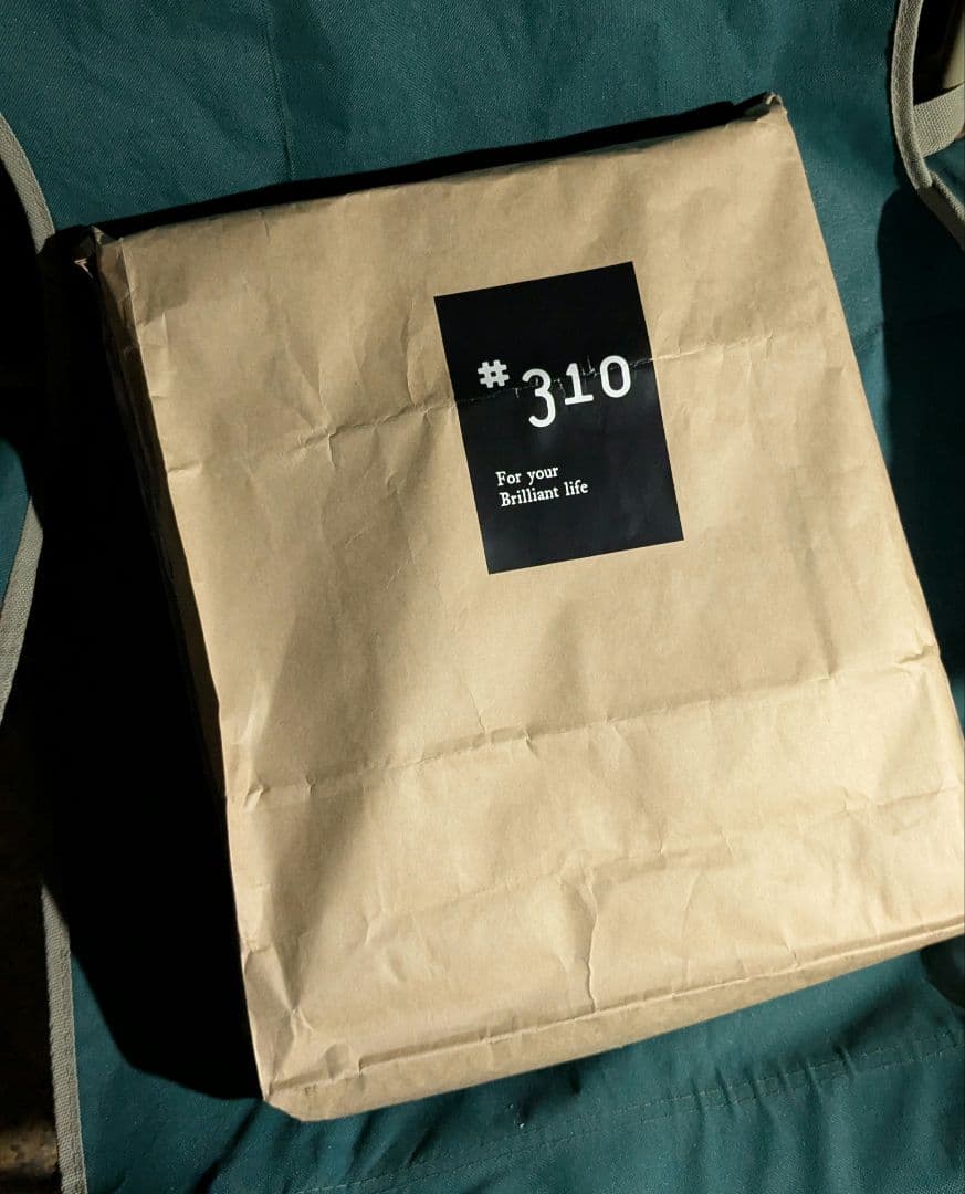 シャア・アズナブル　バンナム　バンダイナムコ株主優待　アートコレクション