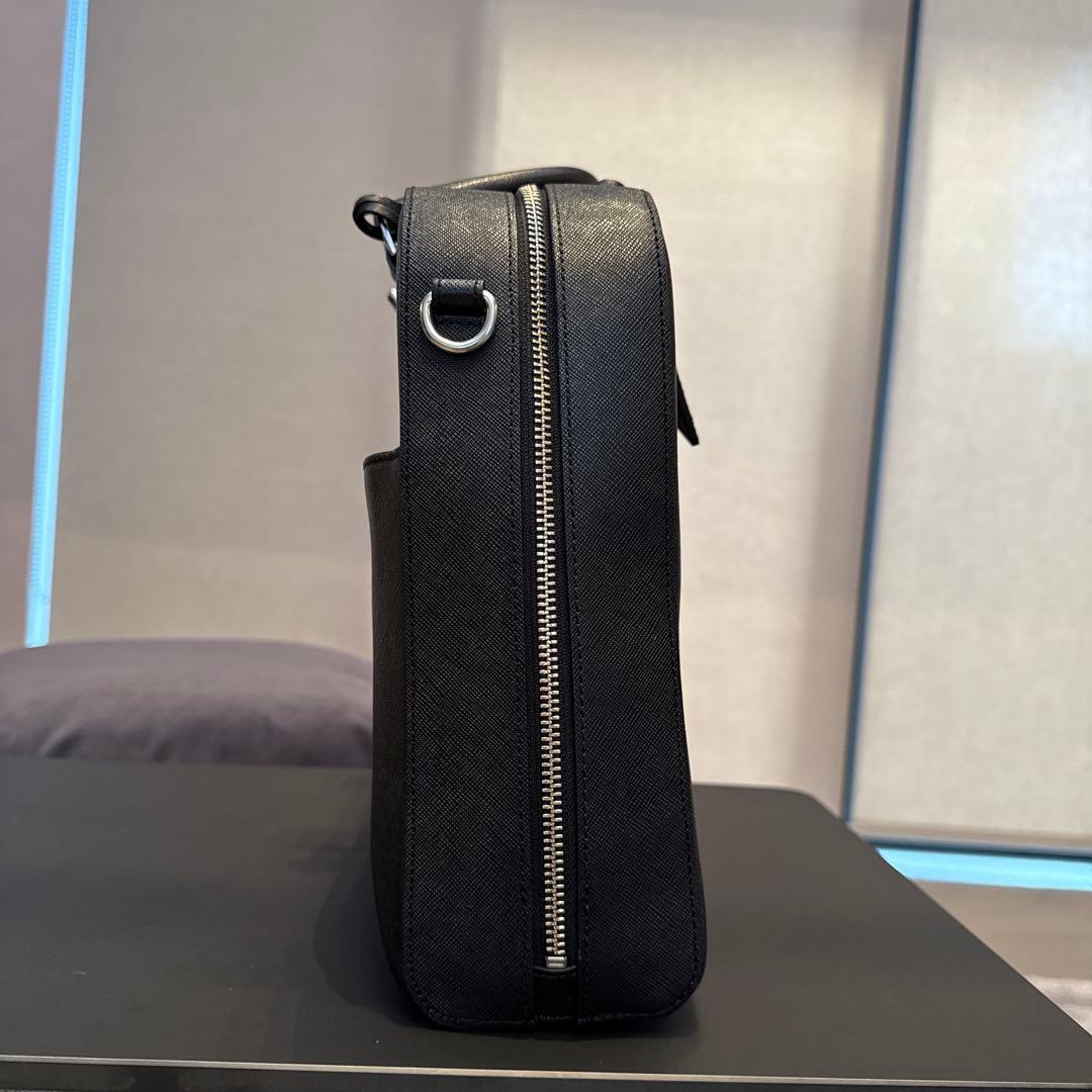 pelle morbida ブリーフバッグ