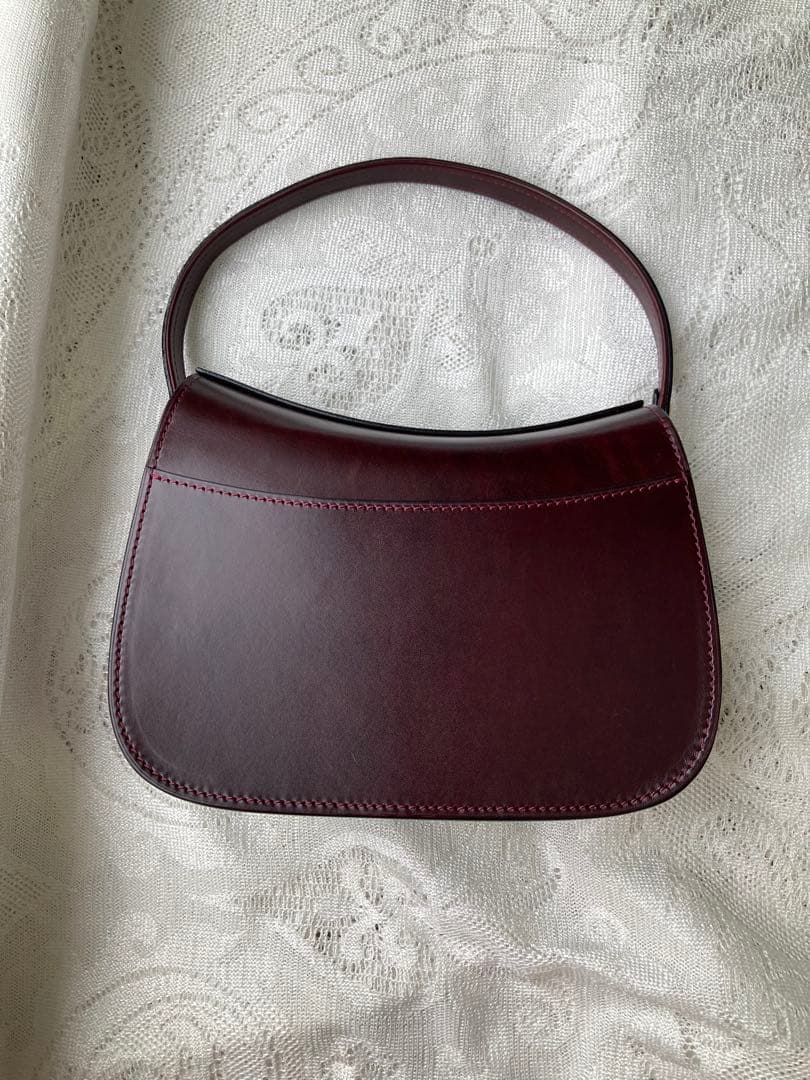 いたがき　バーガンディ レザー ハンドバッグ