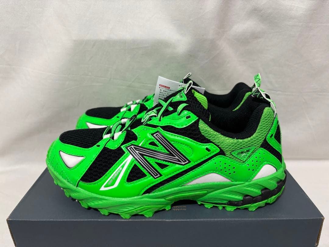 カール・ラーション、花輪を捧げる少女、希少画集画、新品額装付