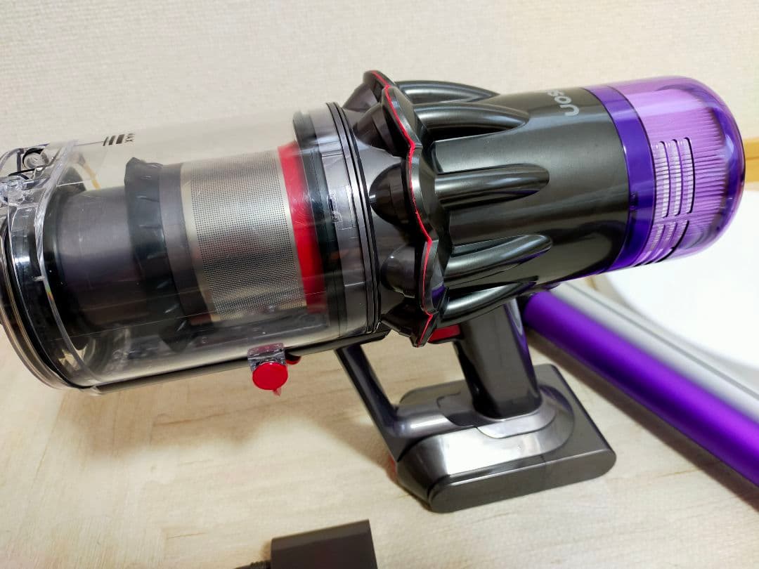 ダイソン Digital slim SV18 【分解・洗浄】毛絡み防止、スタンド