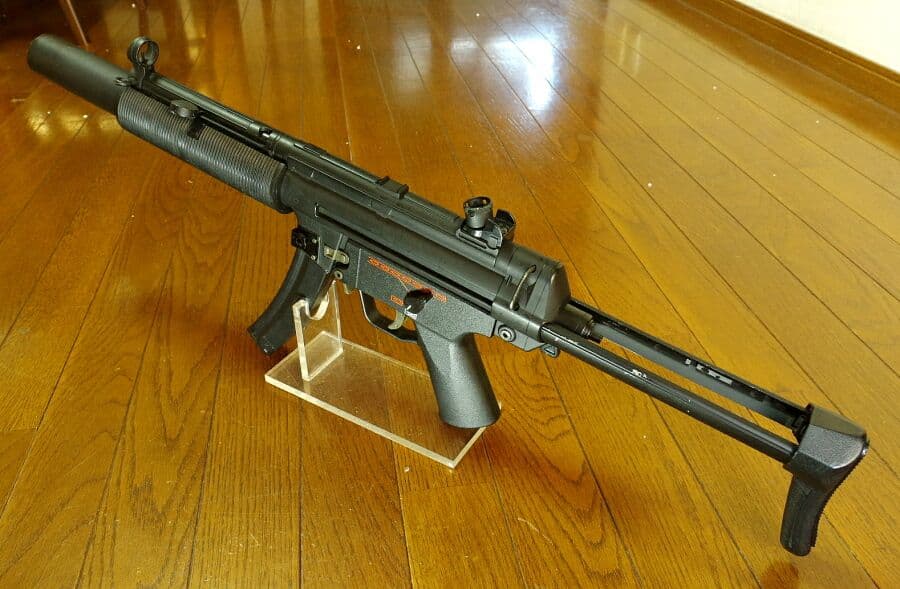 東京マルイ H&K MP5 SD6 200連射マガジン付き