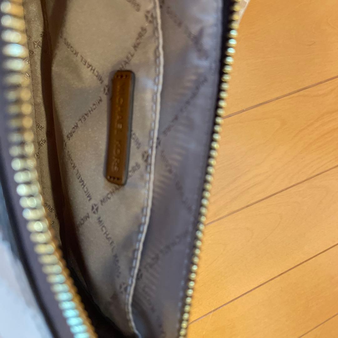 【値下げしました】MICHAEL KORS ストライプショルダーバッグ