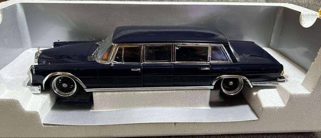 サンスター1/18 1966メルセデスベンツ600リムジン　カスタム