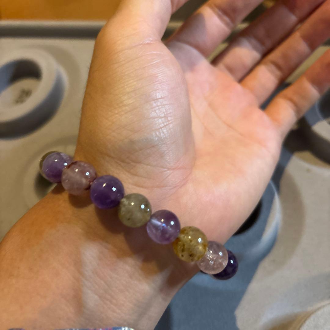 綺麗なミックスルチルクオーツ！ズドーンとくる！ピカピカ！