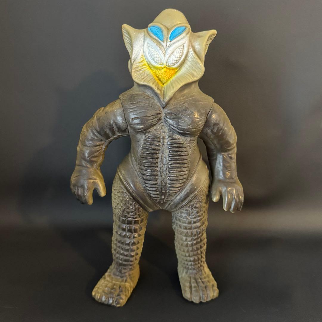 ブルマァク メフィラス 当時物 ソフビ Yahoo!オークション -「メフィラス ブルマァク」の落札相場・落札価格