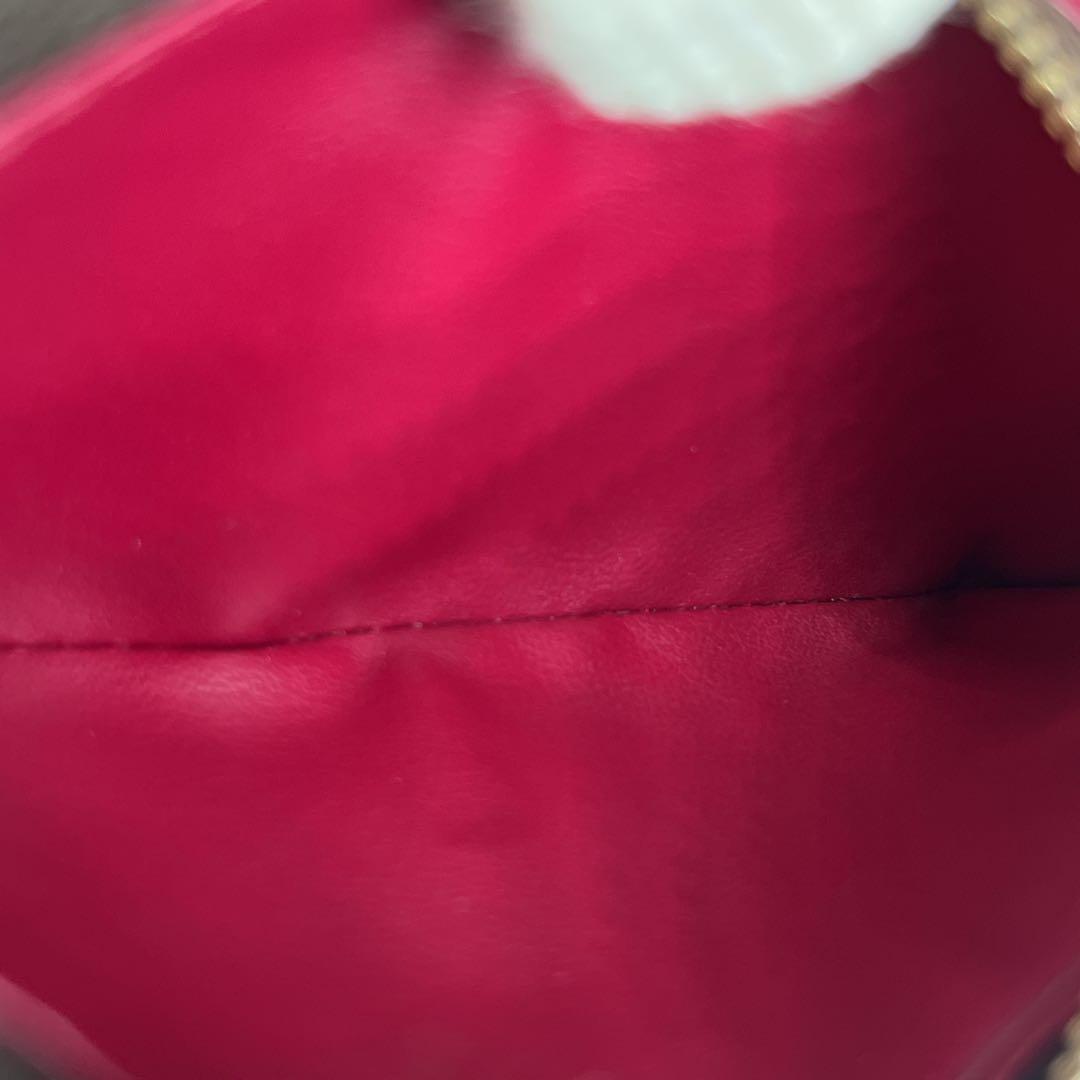 ルイヴィトン　ケース　ポルトモネロザリ　フューシャ　モノグラム　ブラウン