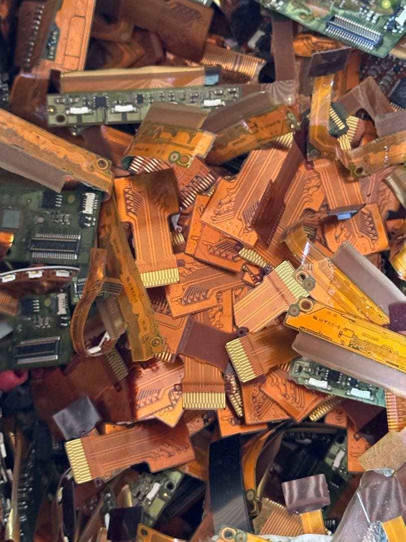 都市鉱山 フレキ・基板など 金抽出 写真5枚載せてます