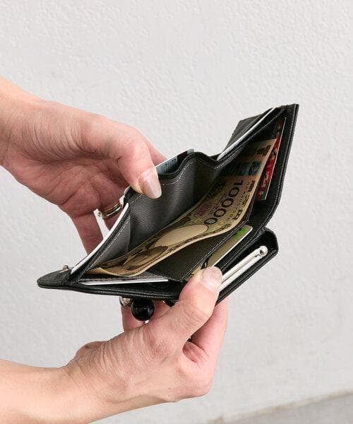 イアパピヨネ「PEZ ×ear」本革/コラボ三つ折りがま口財布 - メルカリ