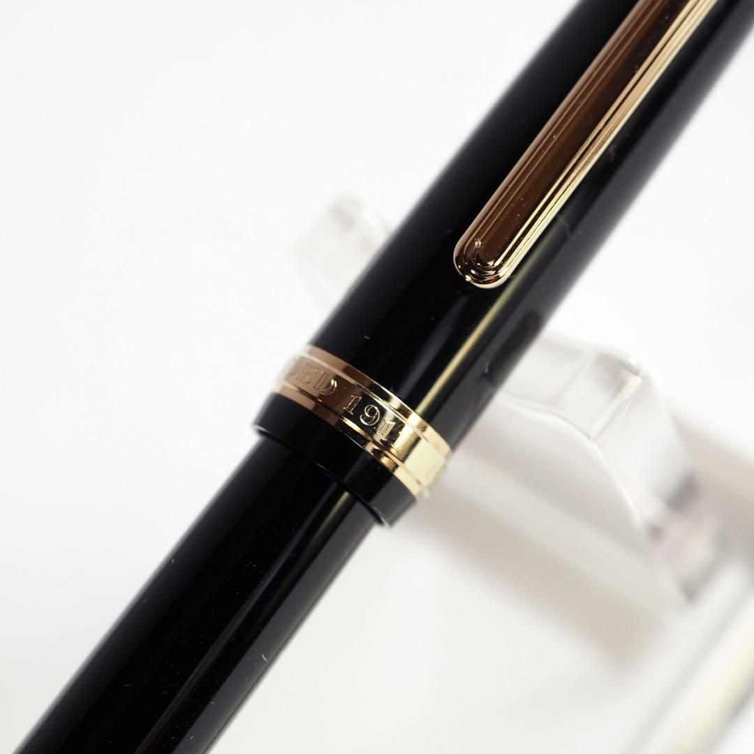 絶版 セーラーレディ・プロフィット ブラック ゴールド・トリム14k H-Fニブ