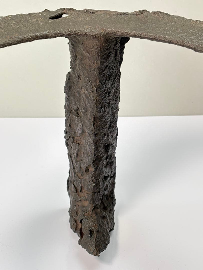 釜師【畠春斎】造 鉄製 笹爪虫喰 五徳 共箱 R811104 - メルカリ