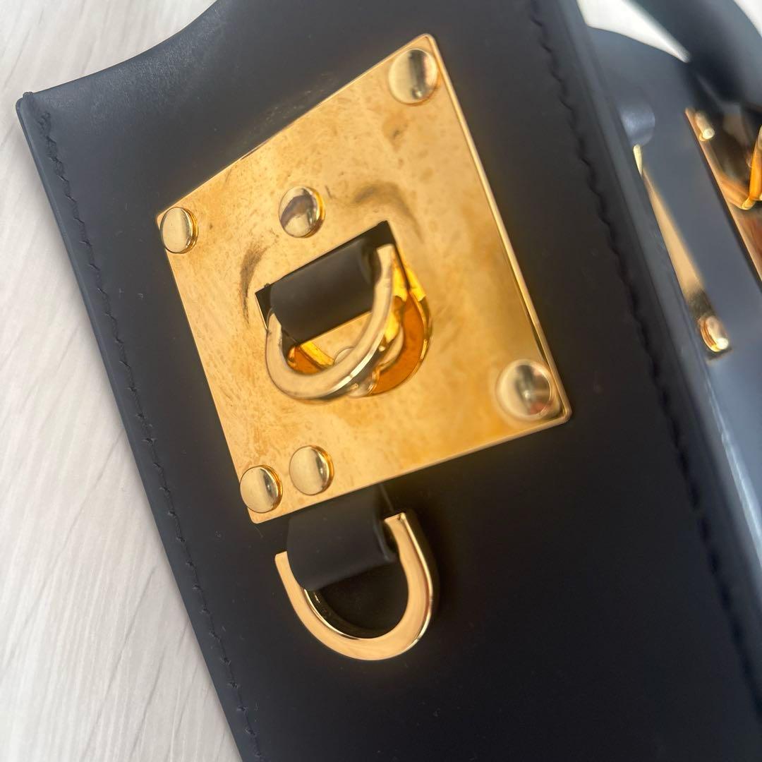 SOPHIE HULME 黒 レザーハンドバッグ ストラップ付き