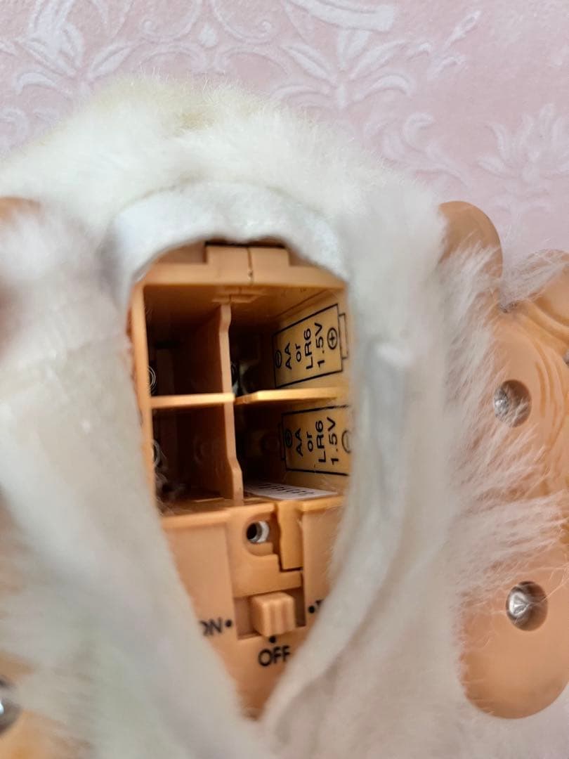 Furby 2（ファービー2）ドイツ語版 シュガースノー ブルーアイ 可動品