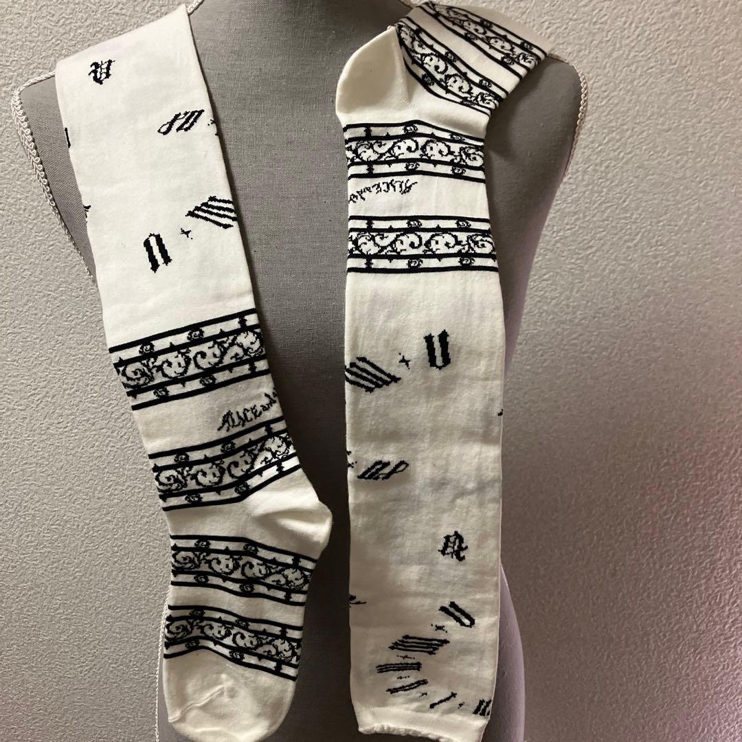 アリスアンドザパイレーツ　スカート　同シリーズのニーハイソックス付き